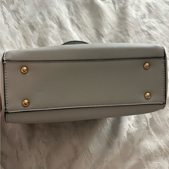 Handbag - Picture 5 of 5